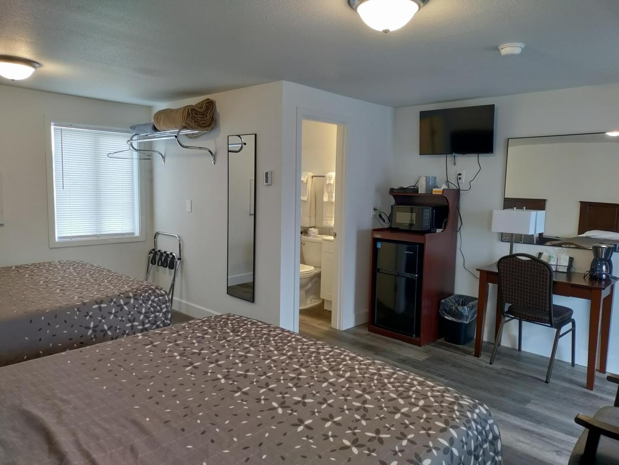 Eight Bar B Motel Wilbur Екстер'єр фото