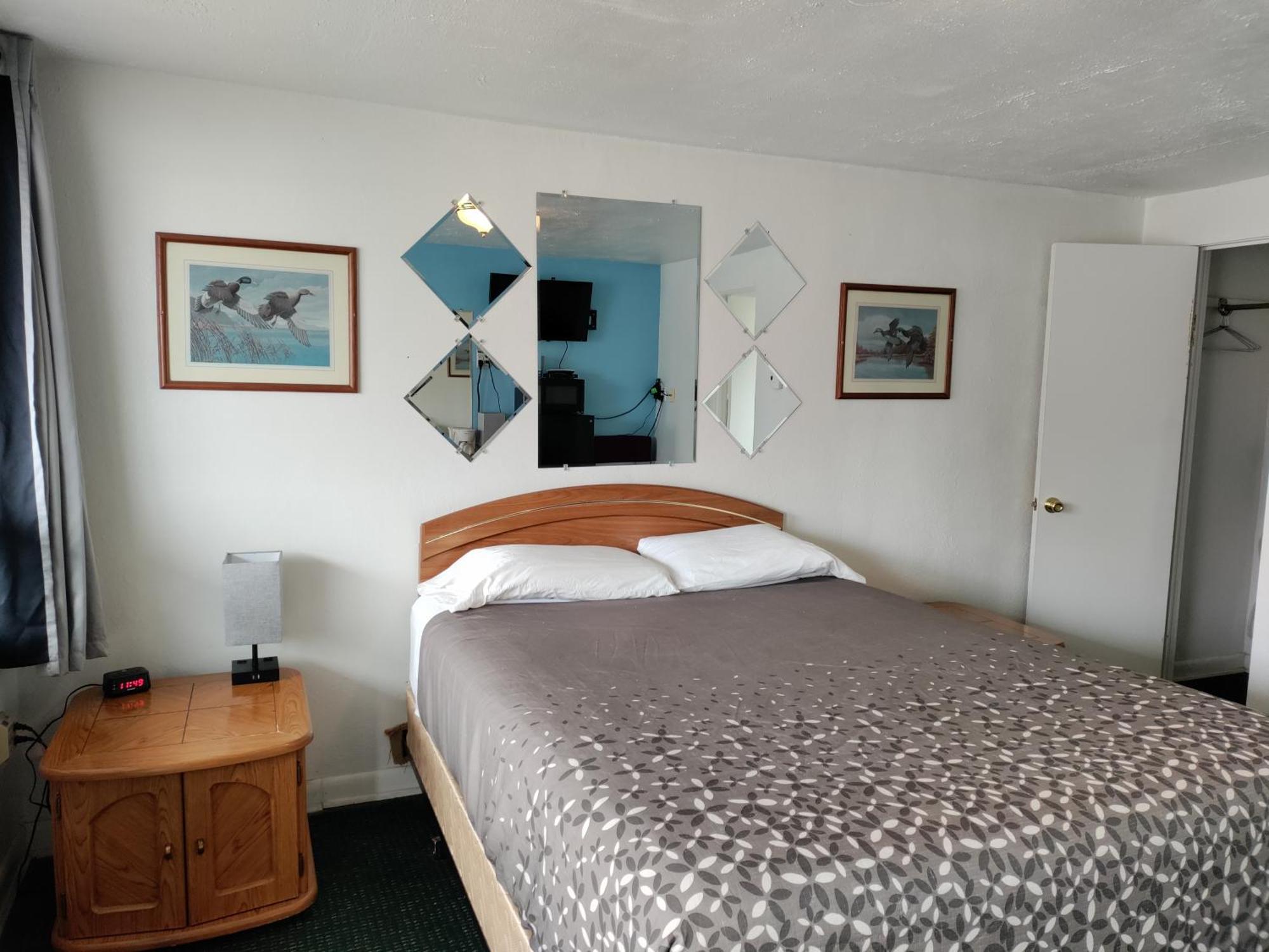 Eight Bar B Motel Wilbur Екстер'єр фото